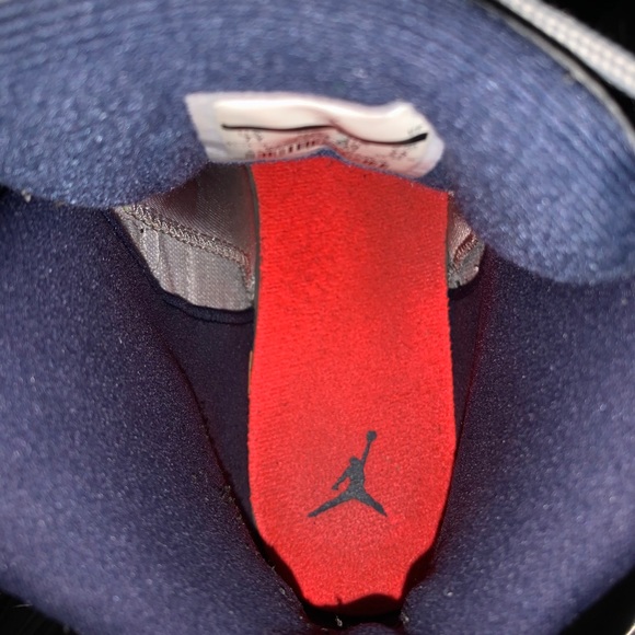 Jordan 12 Retro Grey University Blue - Picture 6 of 10